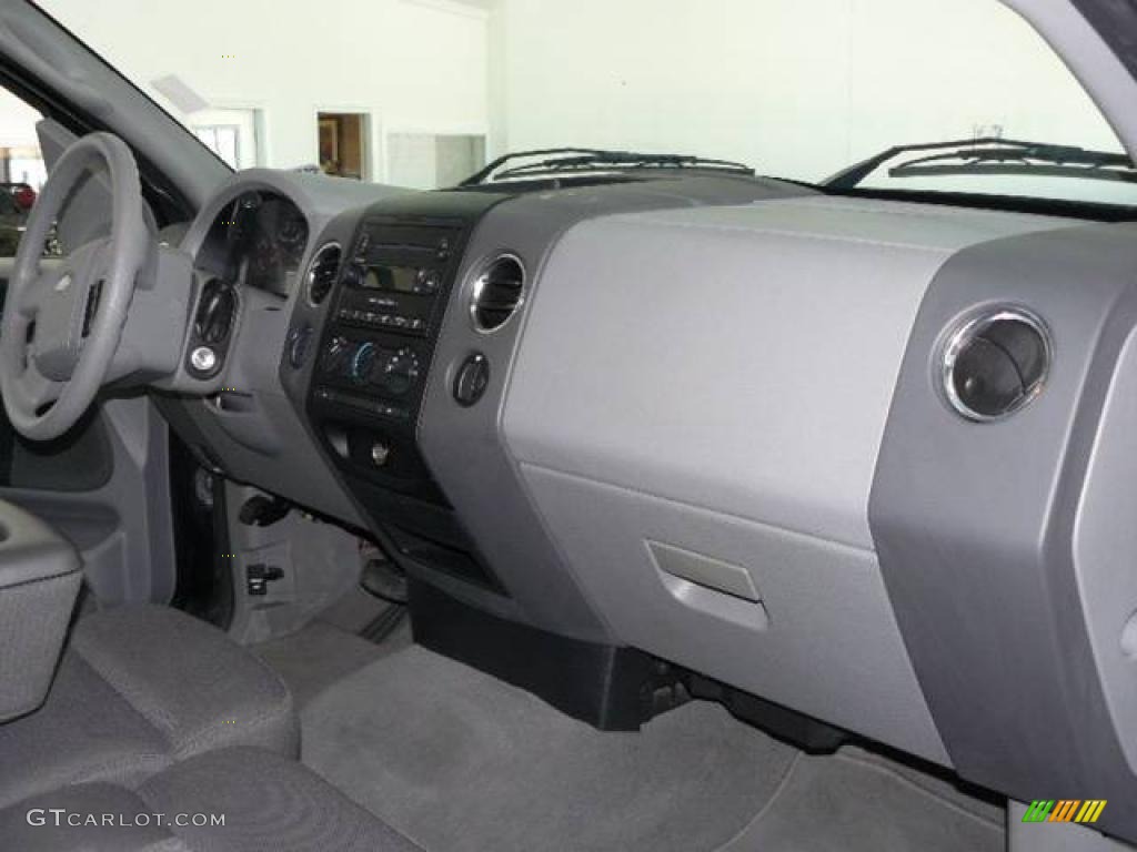 2004 F150 XLT SuperCrew 4x4 - Black / Medium/Dark Flint photo #14