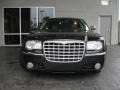 Brilliant Black - 300 C HEMI Photo No. 3