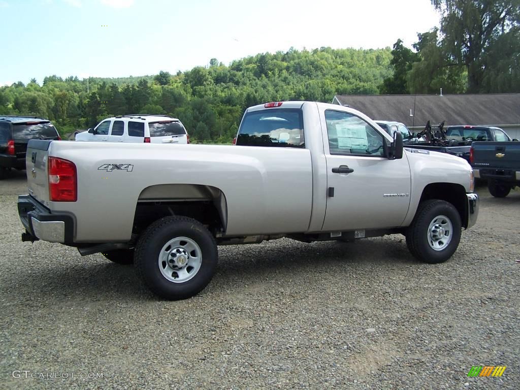 2009 Silverado 3500HD Work Truck Regular Cab 4x4 - Silver Birch Metallic / Dark Titanium photo #5