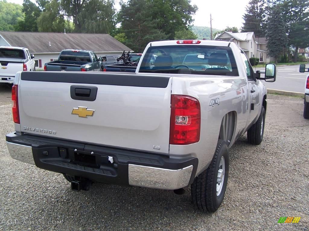2009 Silverado 3500HD Work Truck Regular Cab 4x4 - Silver Birch Metallic / Dark Titanium photo #6