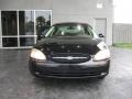 2003 Black Ford Taurus SEL  photo #2
