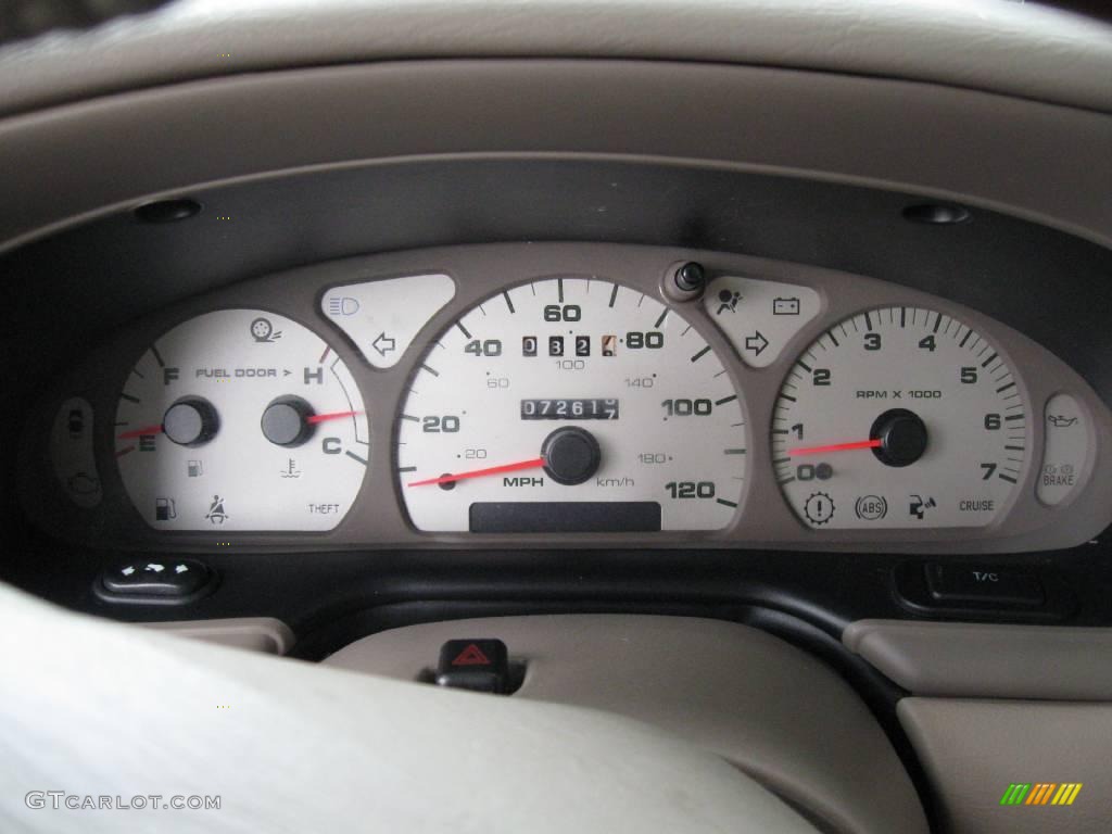 2003 Taurus SEL - Black / Medium Graphite photo #18