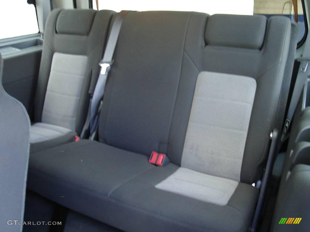 2003 Expedition XLT 4x4 - Silver Birch Metallic / Flint Grey photo #17