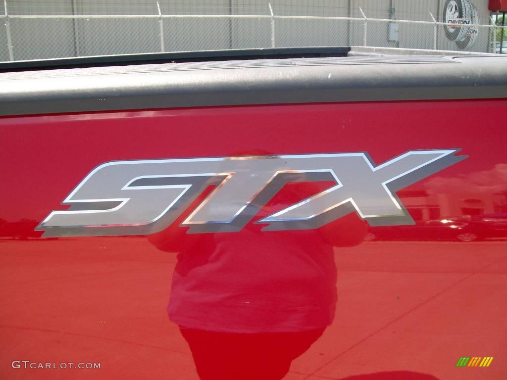 2004 F150 STX Heritage SuperCab - Bright Red / Heritage Graphite Grey photo #17