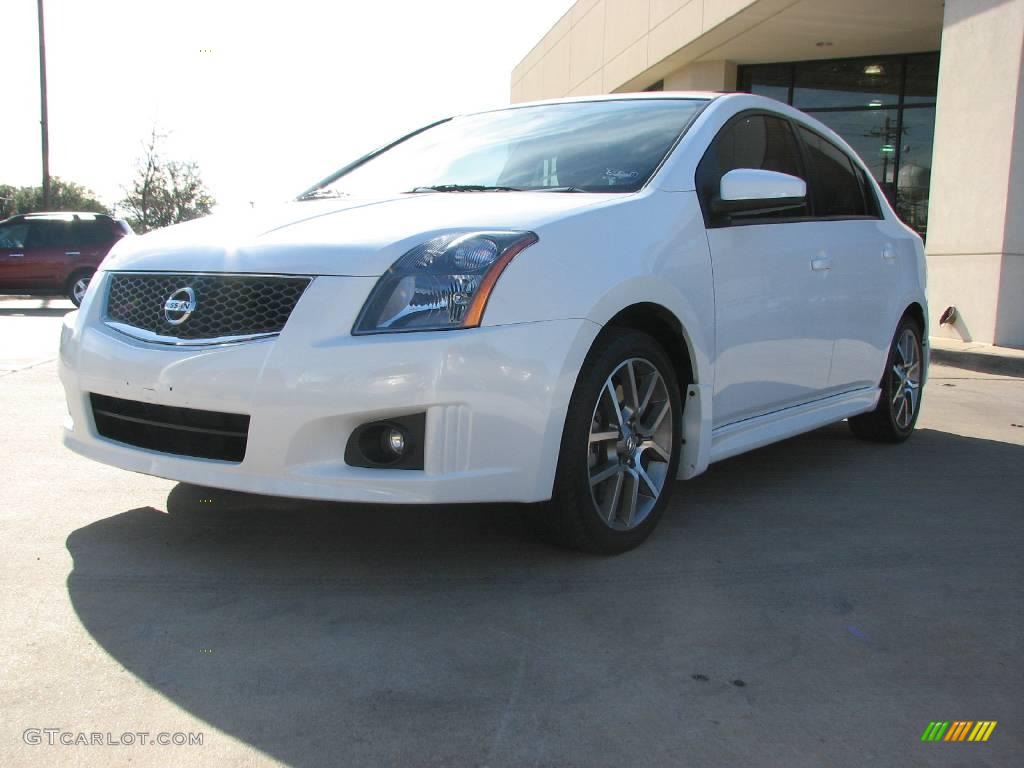 2007 Sentra SE-R Spec V - Fresh Powder White / SE-R Charcoal photo #3