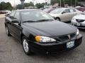 2003 Black Pontiac Grand Am SE Sedan  photo #2