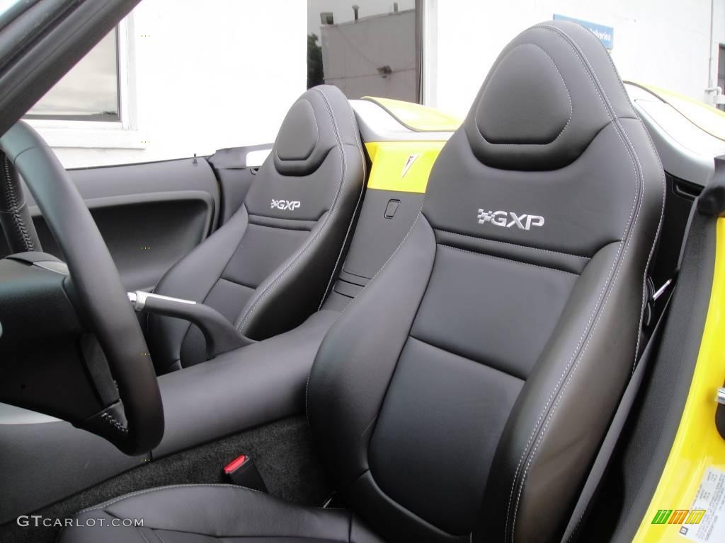2008 Solstice GXP Roadster - Mean Yellow / Ebony photo #10