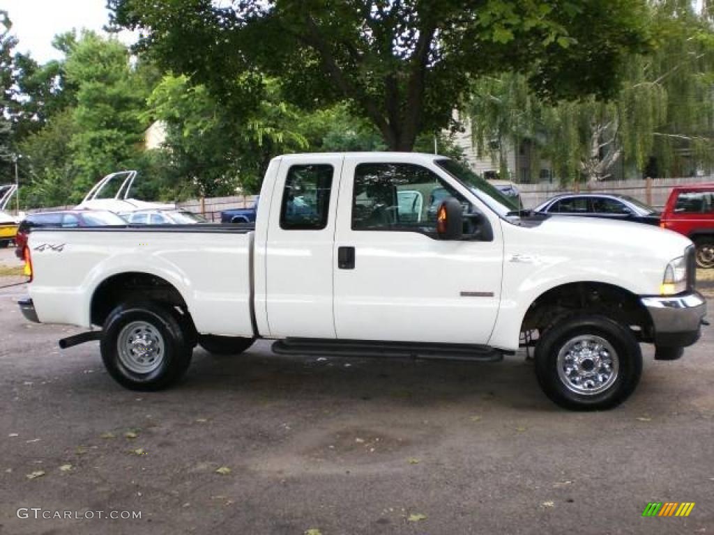 2004 F250 Super Duty XLT SuperCab 4x4 - Oxford White / Medium Flint photo #13