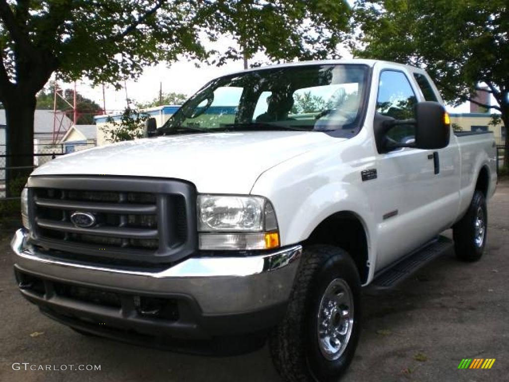 2004 F250 Super Duty XLT SuperCab 4x4 - Oxford White / Medium Flint photo #16