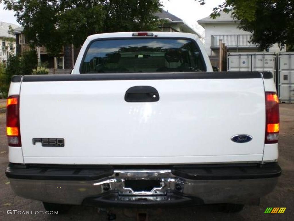 2004 F250 Super Duty XLT SuperCab 4x4 - Oxford White / Medium Flint photo #19