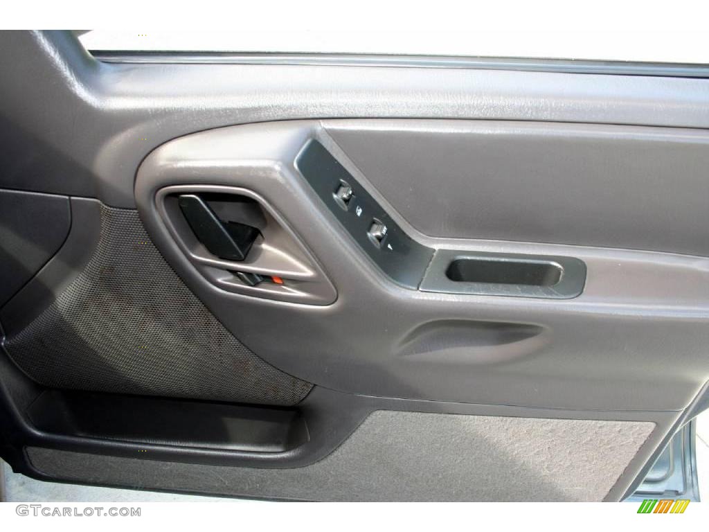 2001 Grand Cherokee Laredo 4x4 - Steel Blue Pearl / Agate photo #40