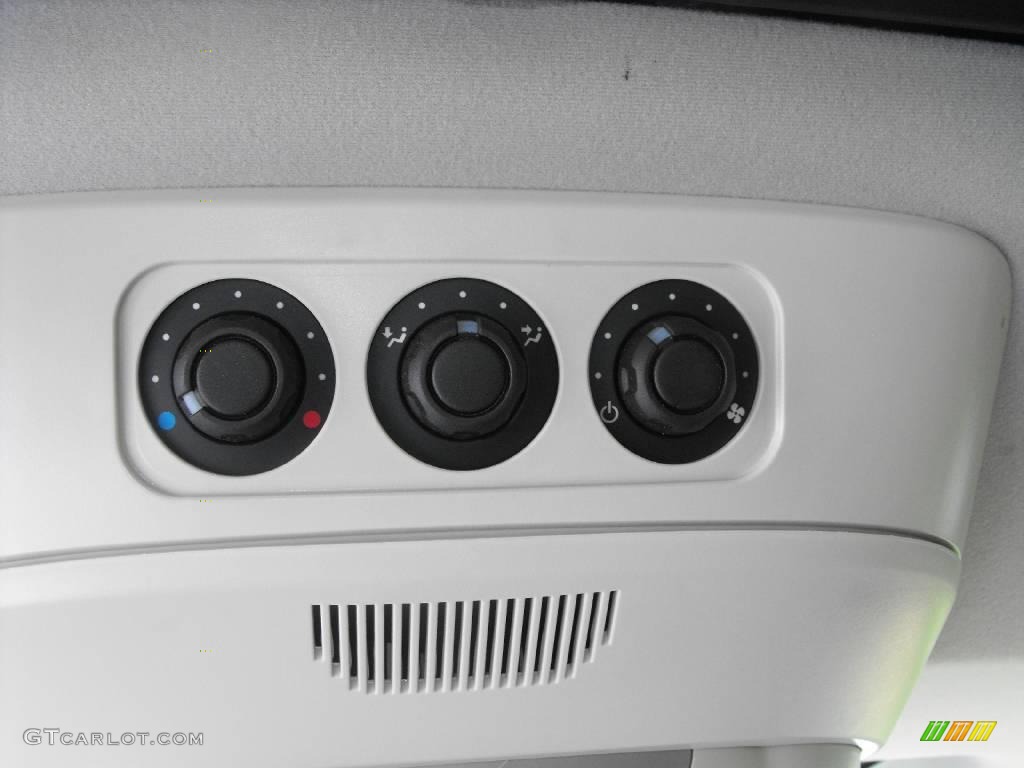 2006 LR3 V8 HSE - Bonatti Grey Metallic / Black photo #32