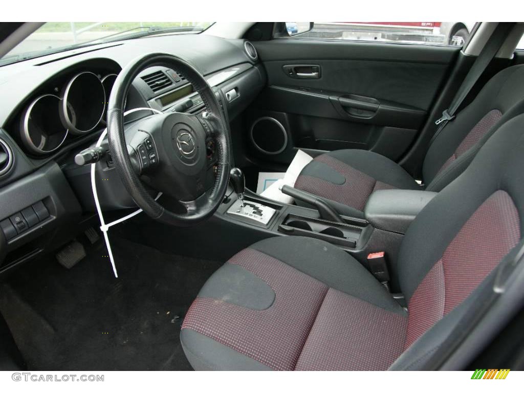 2005 MAZDA3 s Sedan - Black Mica / Black photo #9