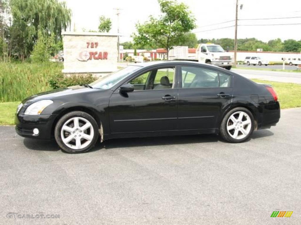 2004 Maxima 3.5 SE - Onyx Black / Frost Gray photo #1