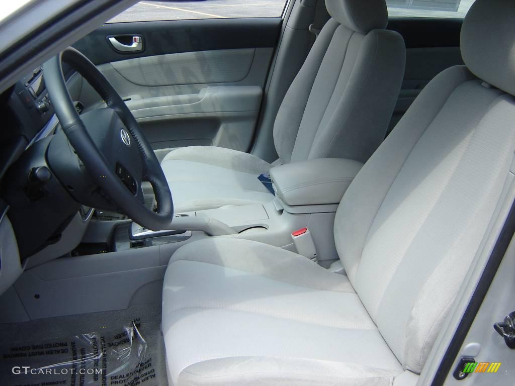 2008 Sonata SE V6 - Bright Silver / Gray photo #10