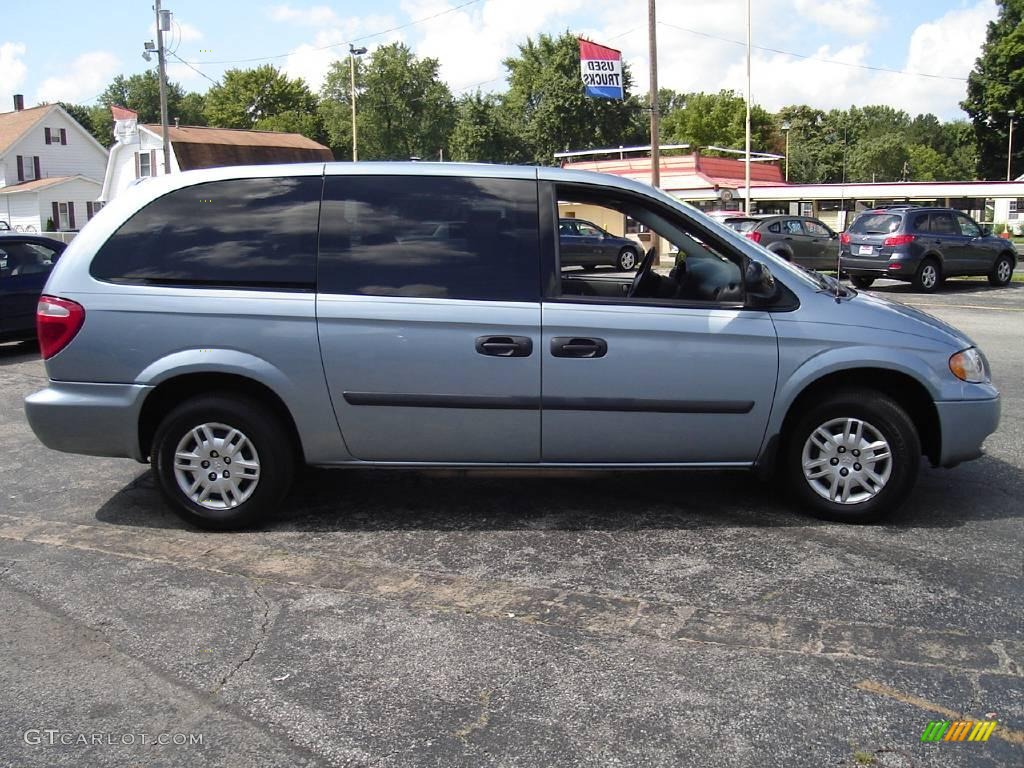 2006 Grand Caravan SE - Butane Blue Pearl / Medium Slate Gray photo #6