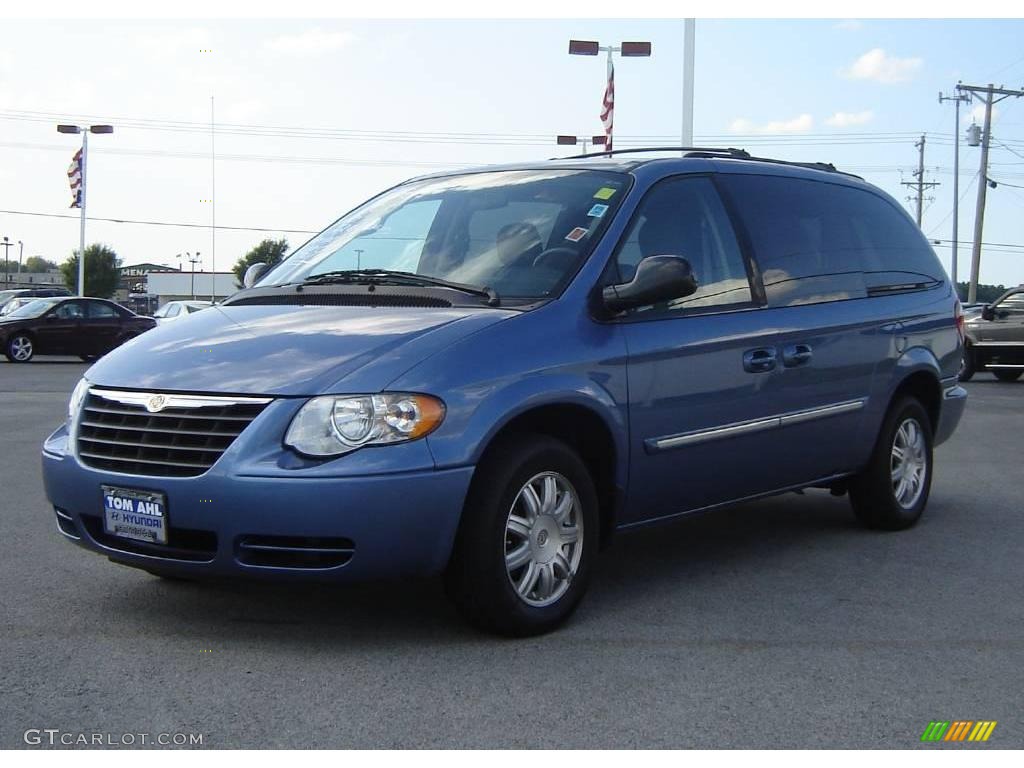 2007 Town & Country Touring - Marine Blue Pearl / Medium Slate Gray photo #1