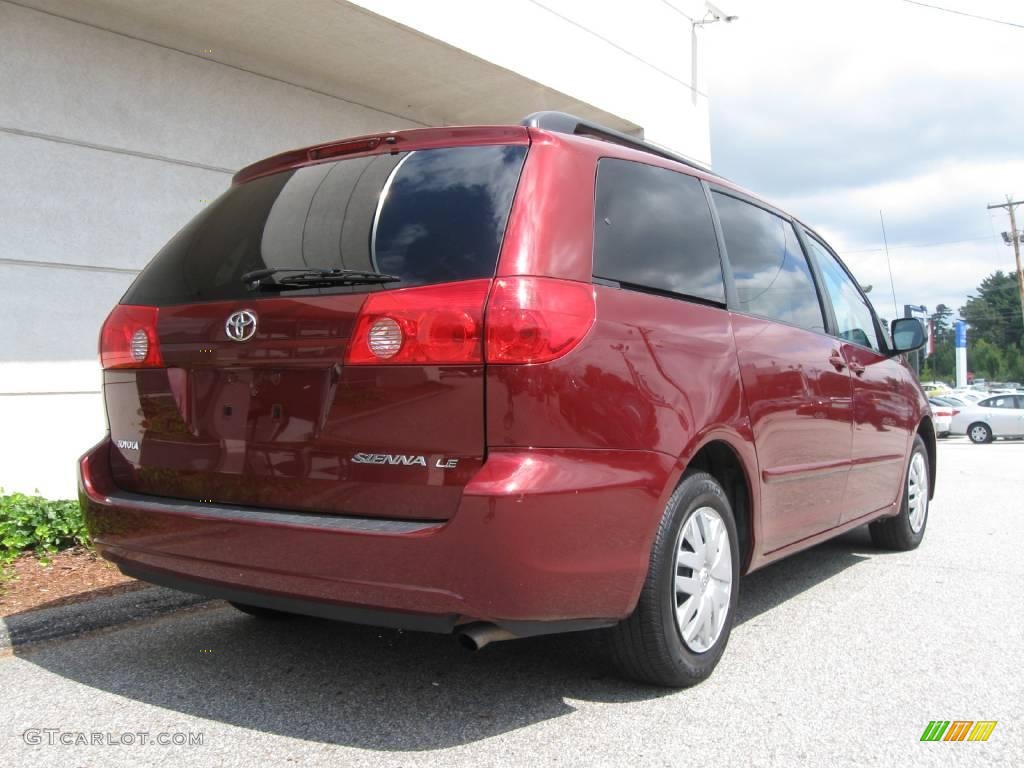 2008 Sienna LE - Salsa Red Pearl / Stone photo #3