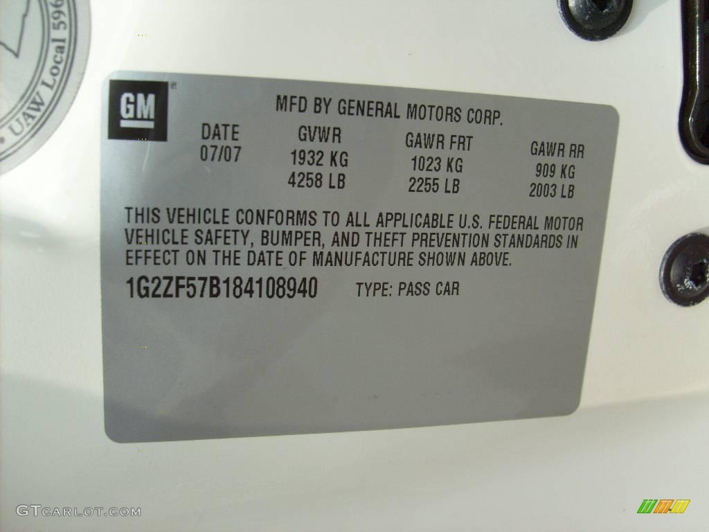 2008 G6 Value Leader Sedan - Ivory White / Ebony Black photo #13