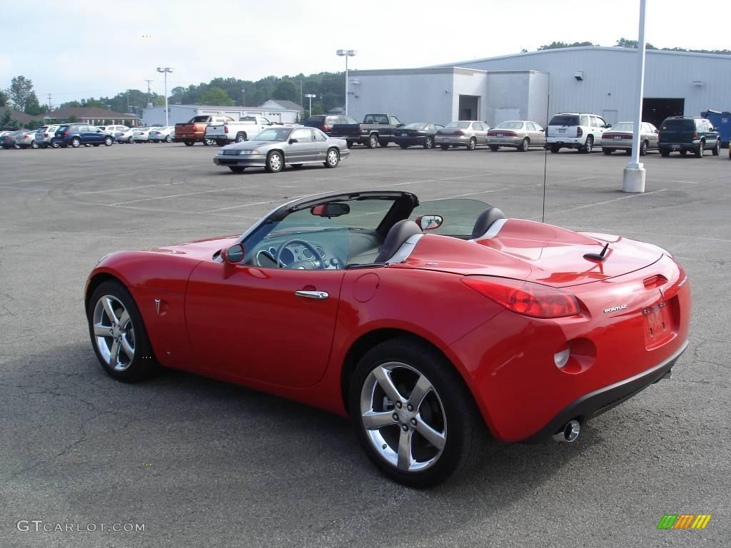 2009 Solstice GXP Roadster - Aggressive Red / Ebony/Red Stitching photo #25
