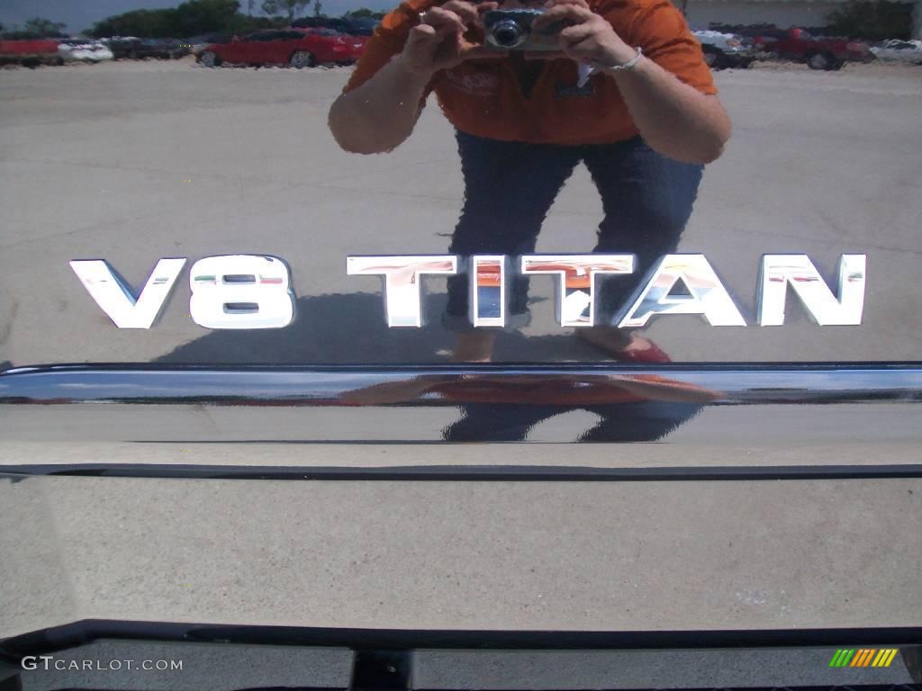 2007 Titan LE Crew Cab - Galaxy Black / Steel Gray photo #15
