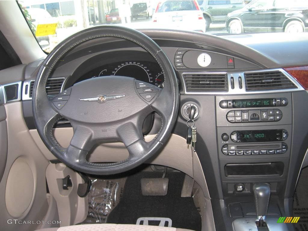 2004 Pacifica  - Linen Gold Metallic / Light Taupe photo #12