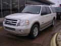 White Suede - Expedition EL Eddie Bauer Photo No. 1
