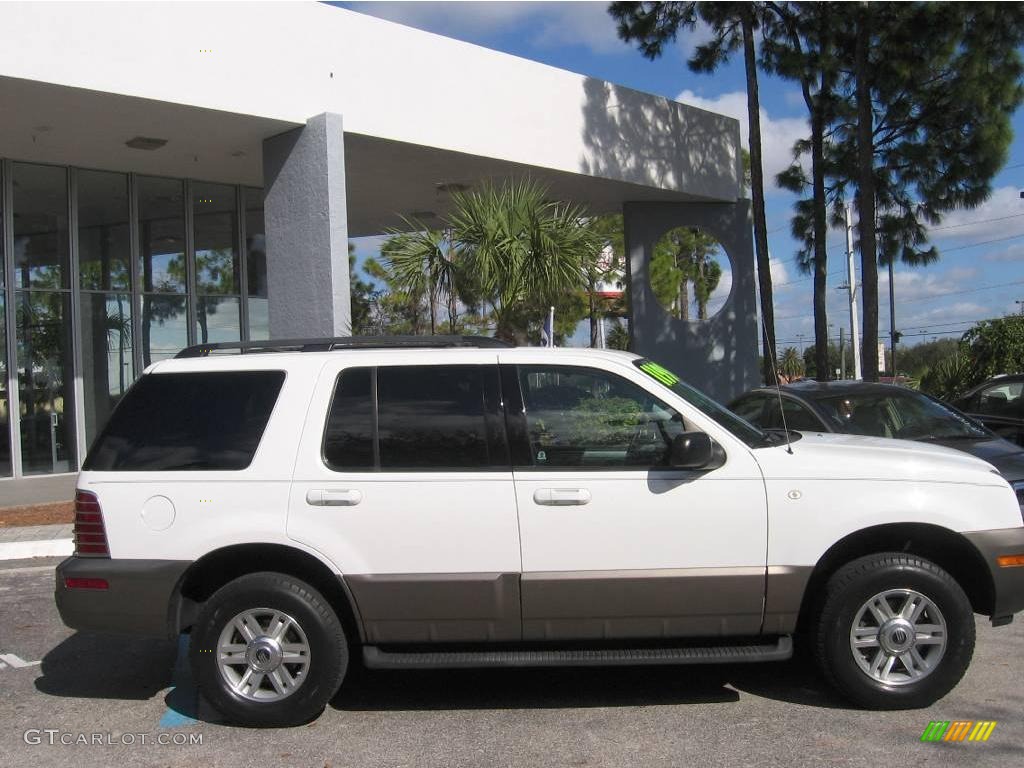 2004 Mountaineer Convenience AWD - Oxford White / Midnight Grey photo #2