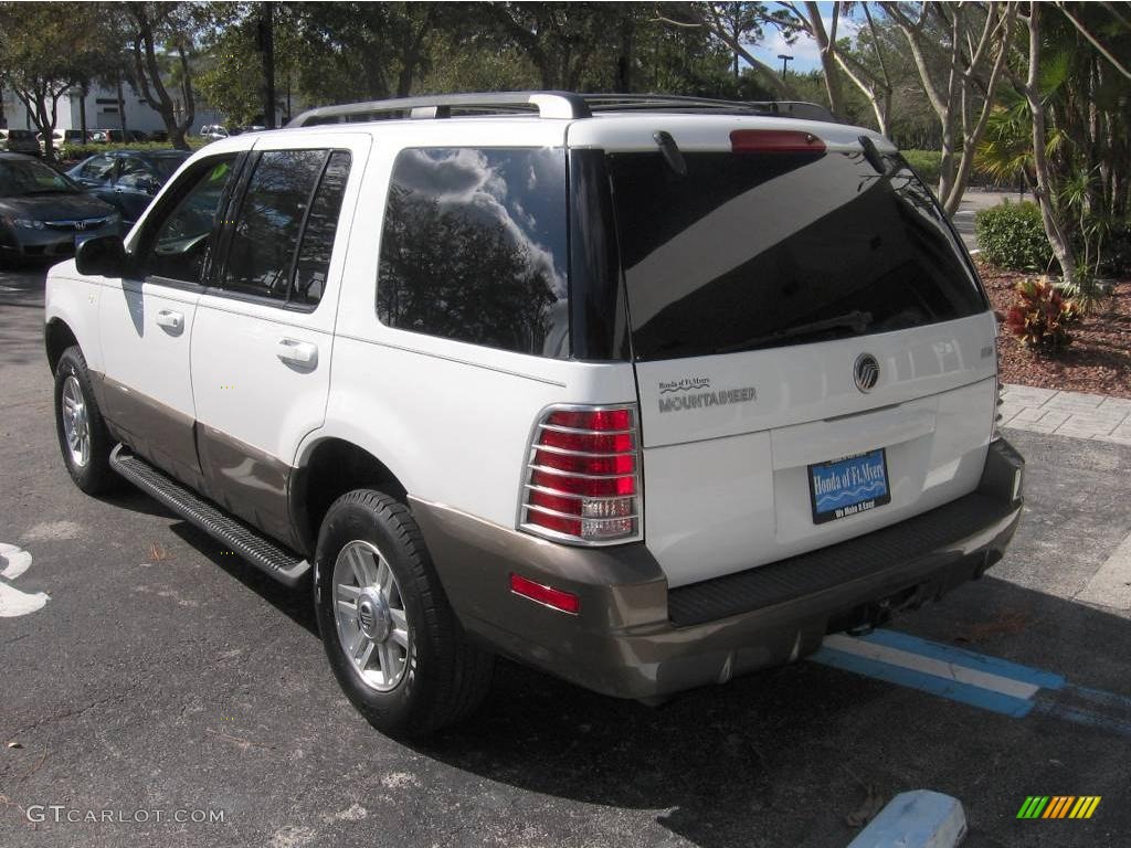 2004 Mountaineer Convenience AWD - Oxford White / Midnight Grey photo #6