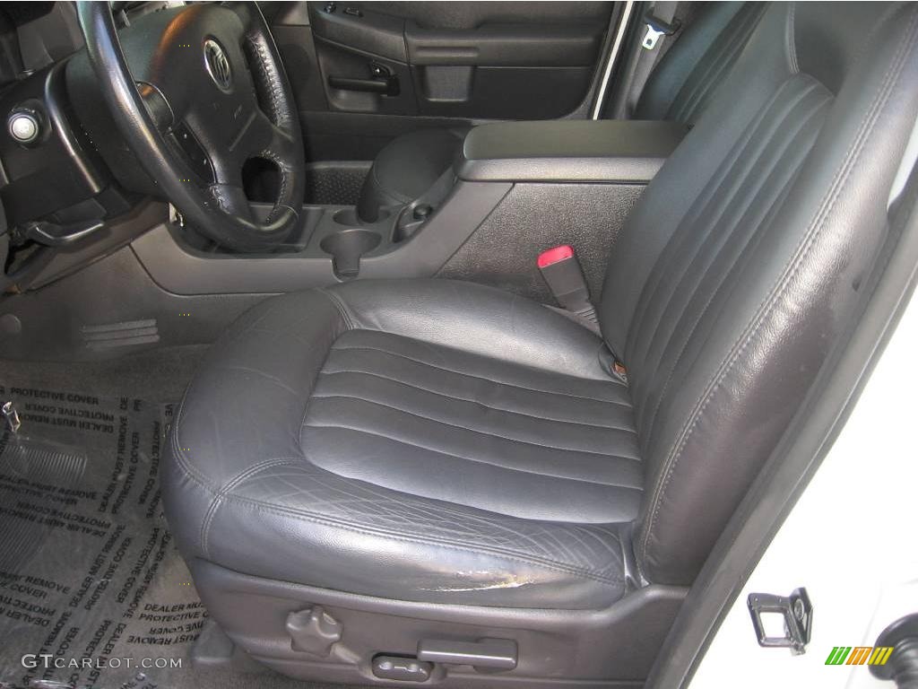 2004 Mountaineer Convenience AWD - Oxford White / Midnight Grey photo #9