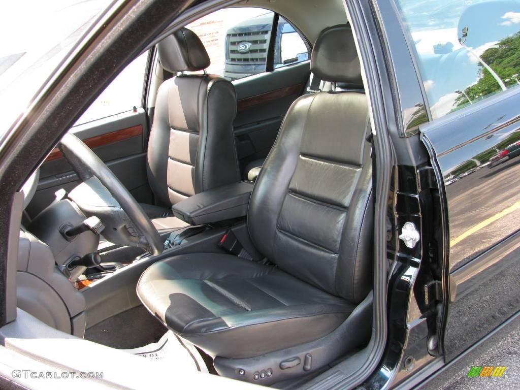 2001 Catera Sedan - Ebony Black / Charcoal photo #9