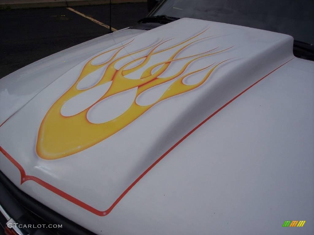 2002 S10 LS Extended Cab - Summit White / Graphite photo #13