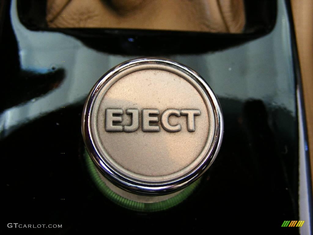 2003 Esperante GT - Red / Parchment photo #27