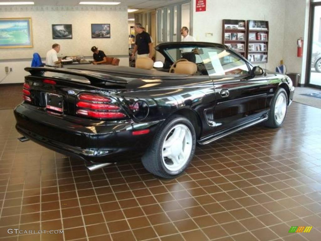 1995 Mustang GT Convertible - Black / Saddle photo #4