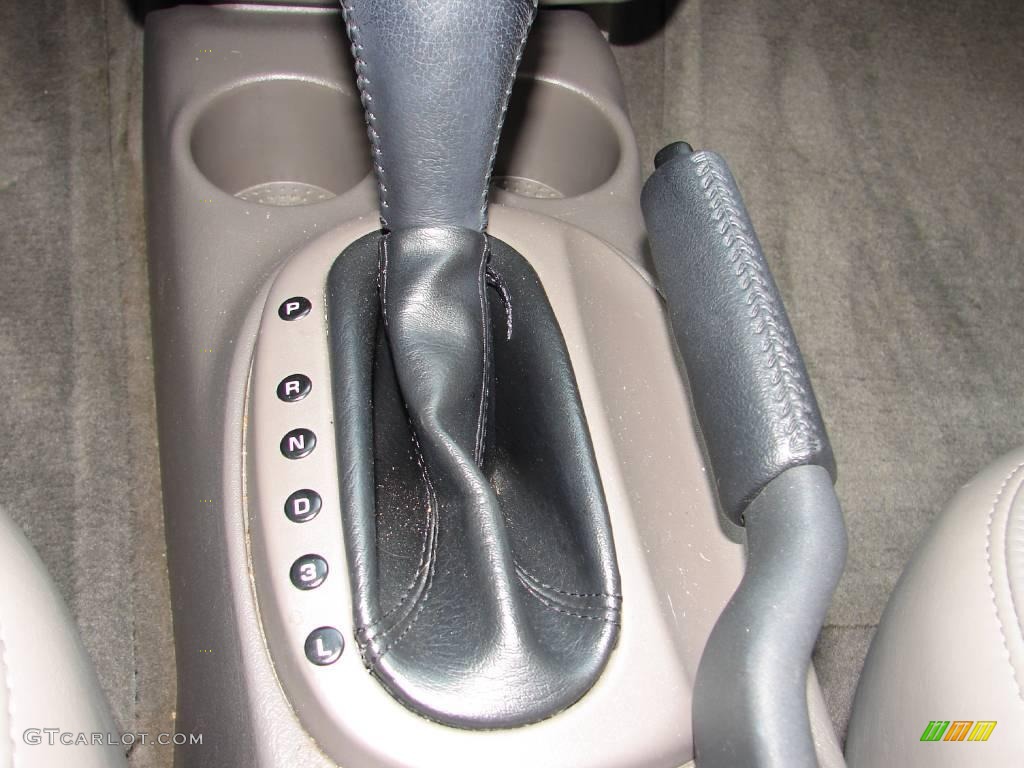 2002 Sebring LXi Sedan - Stone White / Sandstone photo #27