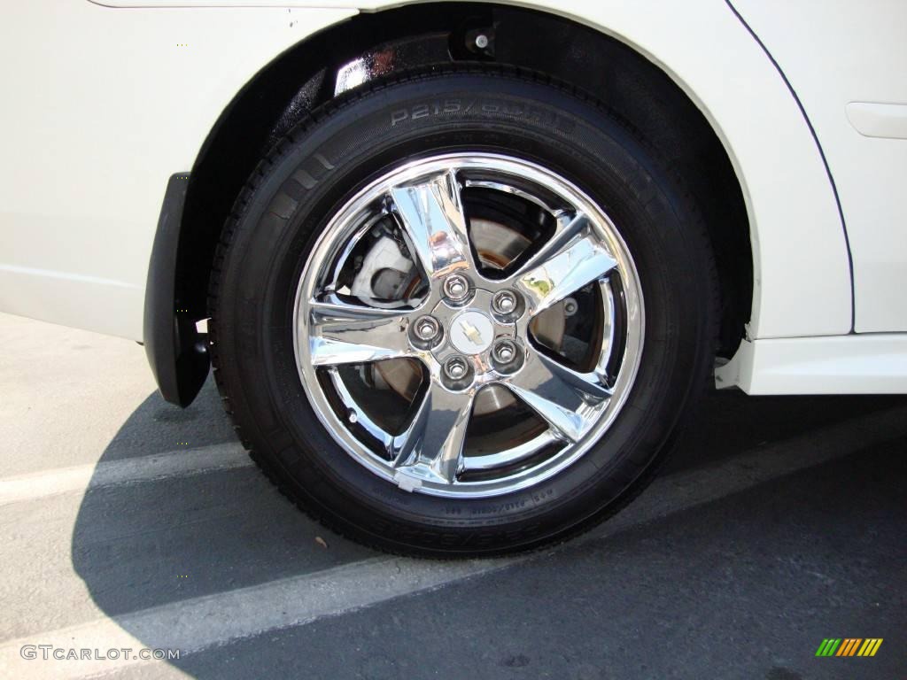 2005 Malibu Maxx LT Wagon - White / Gray photo #9