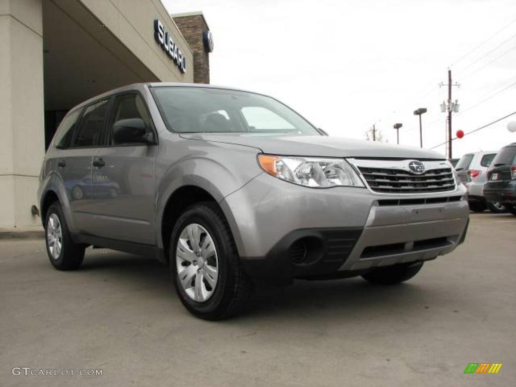 2009 Forester 2.5 X - Steel Silver Metallic / Platinum photo #1