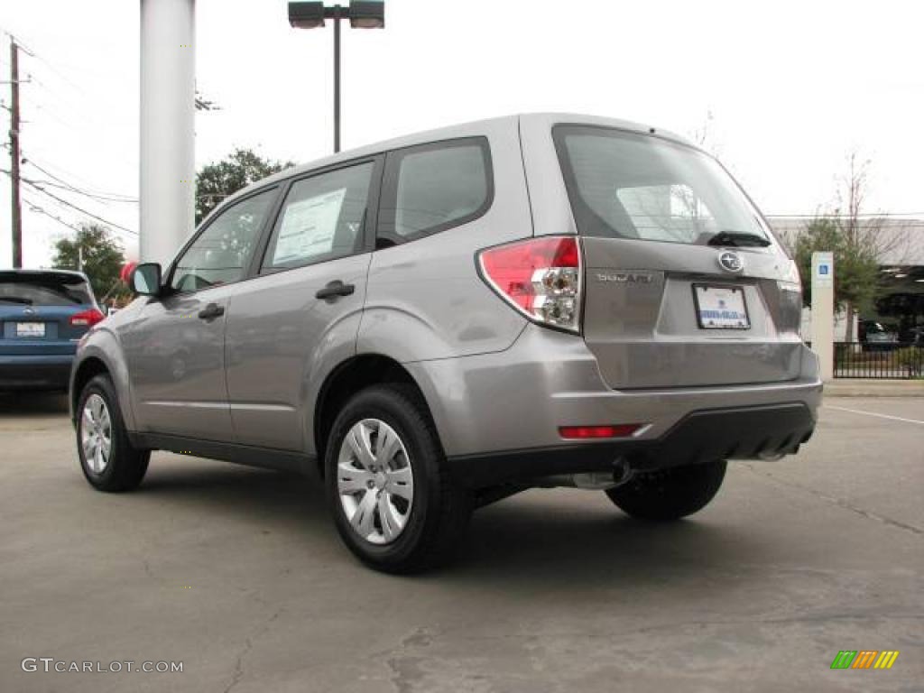 2009 Forester 2.5 X - Steel Silver Metallic / Platinum photo #3
