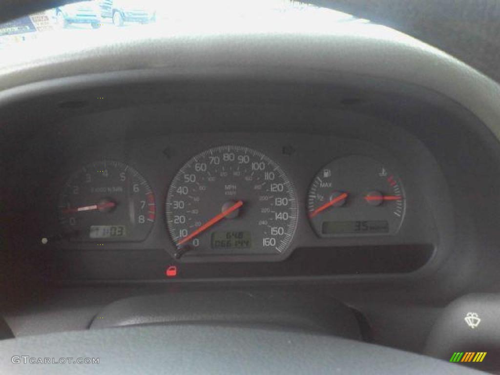 2001 S40 1.9T - Midnight Black Metallic / Taupe/Light Taupe photo #7