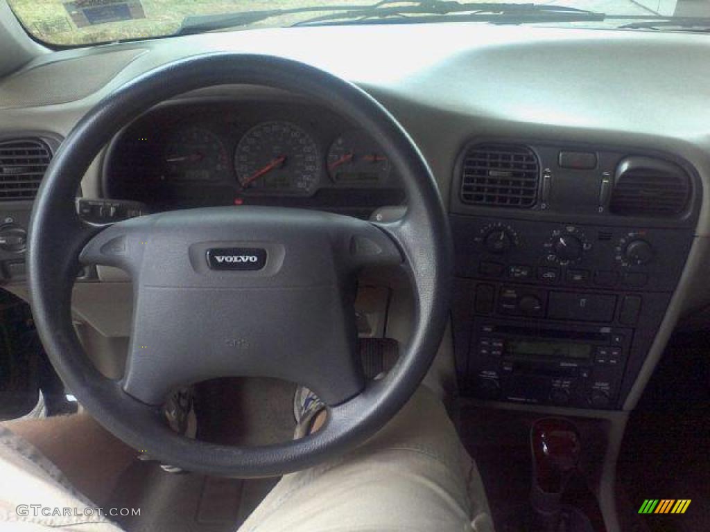 2001 S40 1.9T - Midnight Black Metallic / Taupe/Light Taupe photo #8