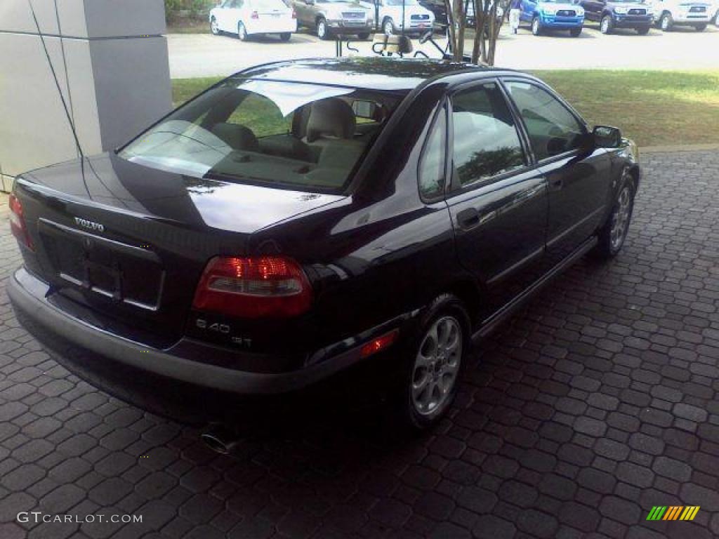 2001 S40 1.9T - Midnight Black Metallic / Taupe/Light Taupe photo #18