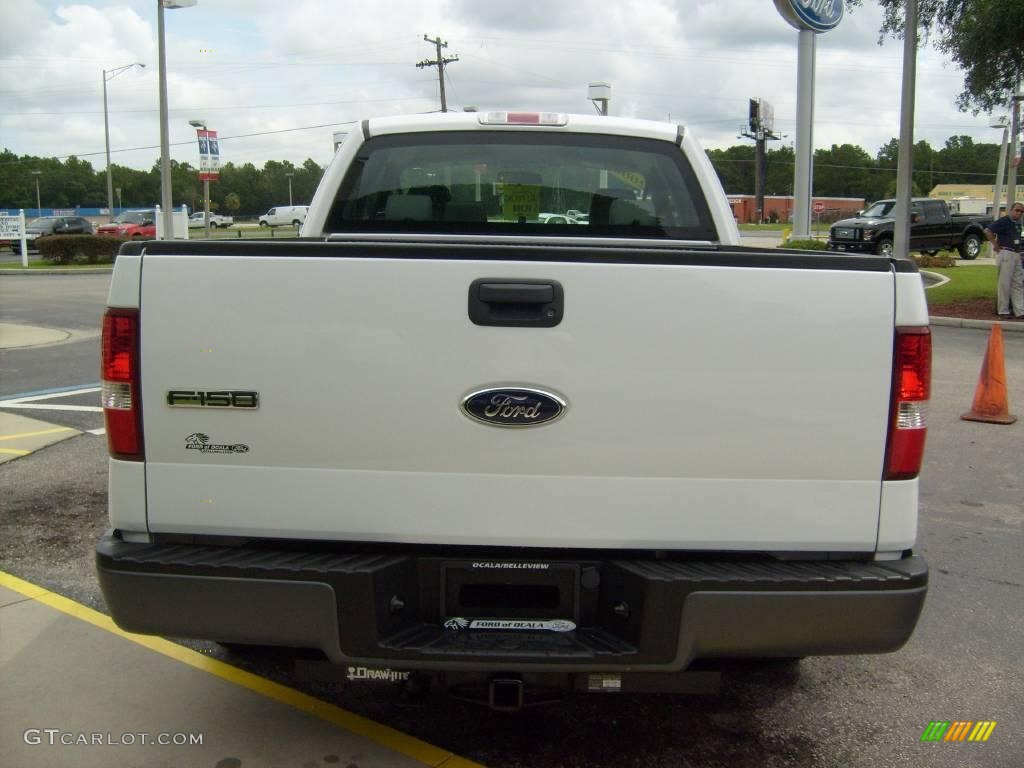 2006 F150 XL SuperCab - Oxford White / Medium/Dark Flint photo #4