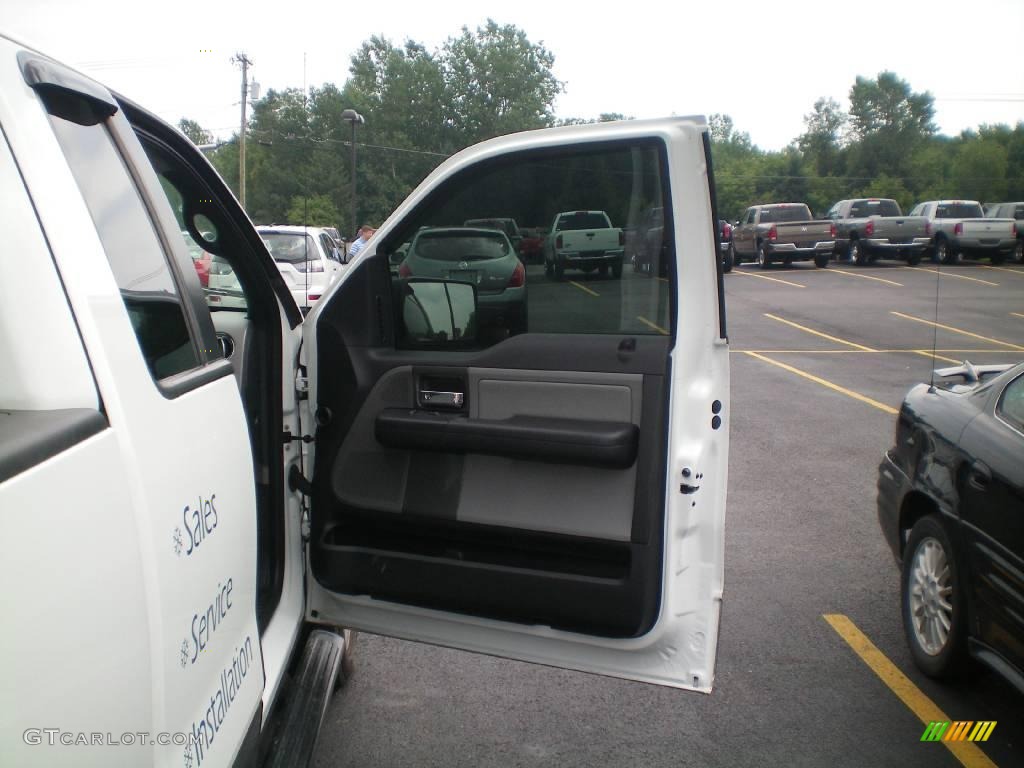 2006 F150 FX4 SuperCab 4x4 - Oxford White / Medium/Dark Flint photo #14