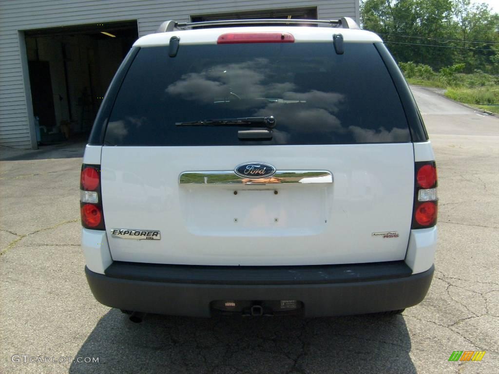 Oxford White Ford Explorer