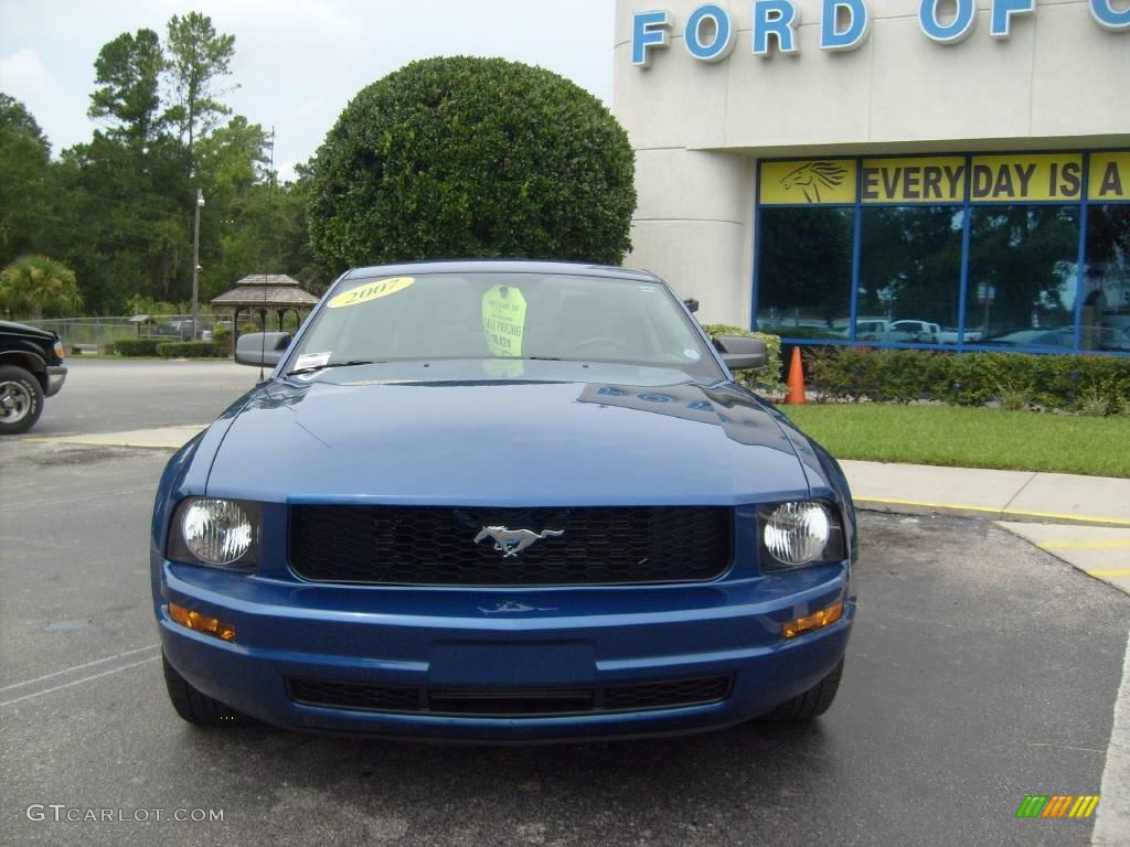 2007 Mustang V6 Premium Coupe - Vista Blue Metallic / Light Graphite photo #8