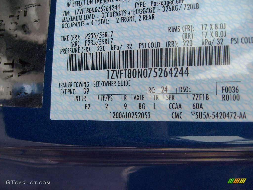 2007 Mustang V6 Premium Coupe - Vista Blue Metallic / Light Graphite photo #13