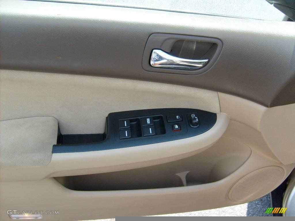 2006 Accord LX Sedan - Desert Mist Metallic / Ivory photo #10