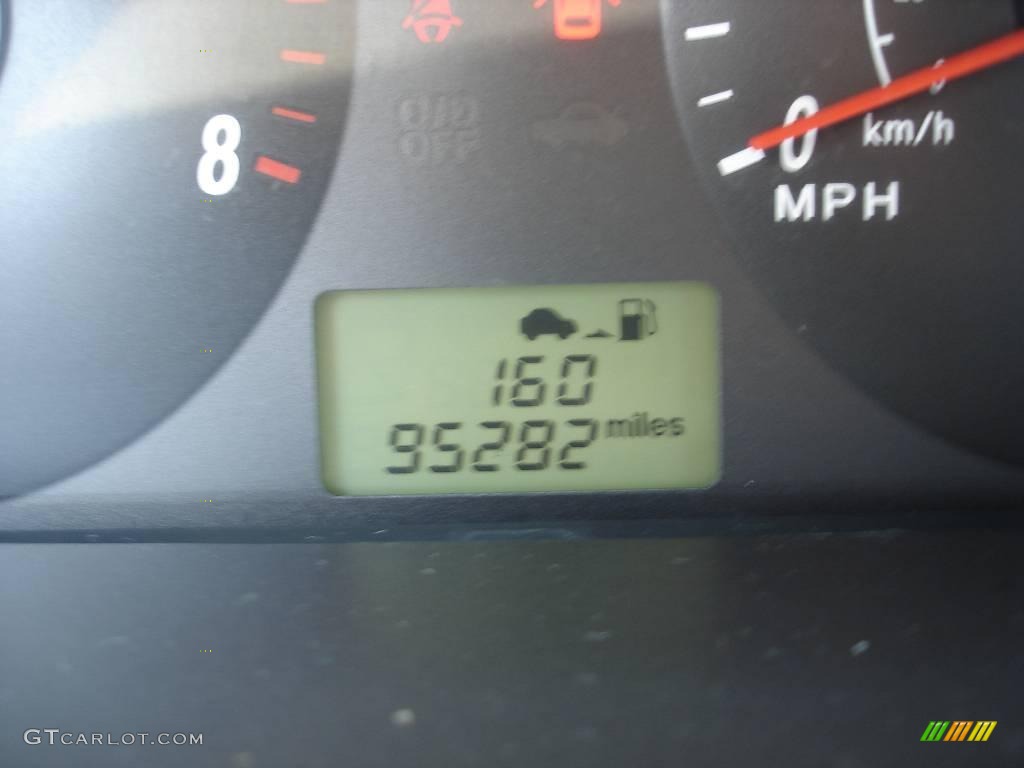 2004 Elantra GT Sedan - Sterling Silver / Gray photo #25