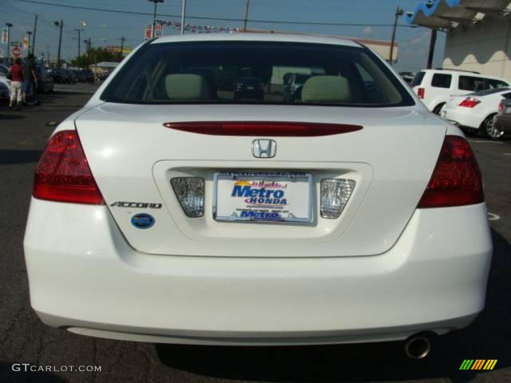 2006 Accord LX Sedan - Taffeta White / Ivory photo #5