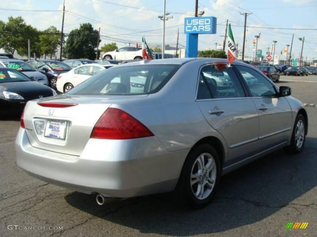 2006 Accord EX-L Sedan - Alabaster Silver Metallic / Black photo #4